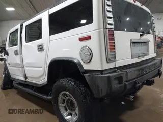 2004 Hummer H2 with VIN 5GRGN23U24H114260, listed as a IAAI auction lot 41346559 with 1 mi miles. Bid and sale history available at carsss.com. Image 3.