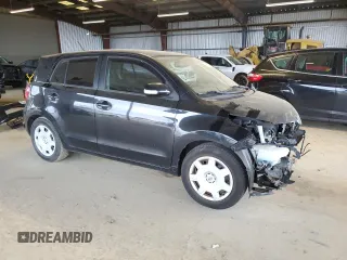 2011 Scion xD z VIN JTKKU4B41B1012233, wystawiony jako Copart lot #48915225 z przebiegiem 79 841 mil mil oraz Szkody całkowita. Historia ofert i sprzedaży dostępna na DreamBid. Obrazek 4.