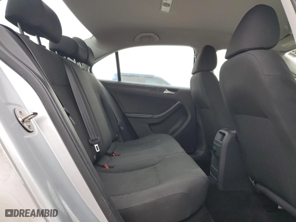 2015 Volkswagen Jetta Sedan 2.0L S w/Technology with VIN 3VW2K7AJ0FM227985, listed as a Copart auction lot 43938415 with 119,522 mi miles and Clean Title. Bid and sale history available at carsss.com. Image 10.