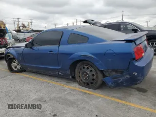 2009 Ford Mustang with VIN 1ZVHT80N495120434, listed as a Copart auction lot 56041445 with 176,625 mi miles and Clean Title. Bid and sale history available at carsss.com. Image 2.