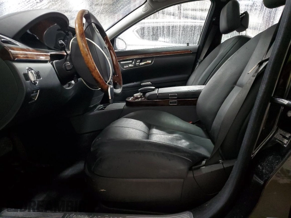 2009 Mercedes-Benz S 550 z VIN WDDNG86X49A268616, wystawiony jako Copart lot #43347415 z przebiegiem 65 338 mil mil oraz Szkoda całkowita • Salvage title. Historia ofert i sprzedaży dostępna na DreamBid. Obrazek 7.