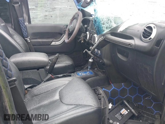2018 Jeep Wrangler Unlimited Rubicon Recon with VIN 1C4BJWFG3JL840951, listed as a IAAI auction lot 41474583 with 121,971 mi miles and . Bid and sale history available at DreamBid. Image 5.