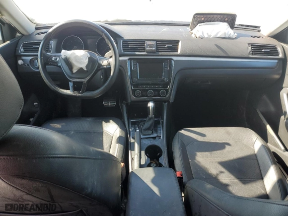 2018 Volkswagen Passat 2.0T S with VIN 1VWAA7A38JC034381, listed as a Copart auction lot 46028605 with 0 mi miles and Salvage Title. Bid and sale history available at carsss.com. Image 8.