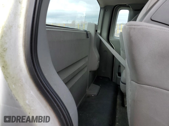 2005 Ford F-150 XL with VIN 1FTRF14W75NB60929, listed as a Copart auction lot 50913565 with 182,845 mi miles and Salvage Title. Bid and sale history available at carsss.com. Image 10.