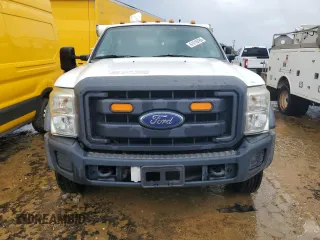 2016 Ford F-450 XL с VIN 1FDUF4GY4GEA05195, выставлен на аукционе Copart как лот 61210785 с пробегом 127 014 миль миль и Чистый • Clean title. История ставок и продаж доступна на DreamBid. Изображение 5.