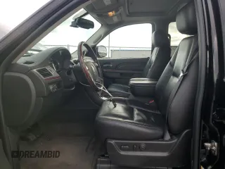 2011 Cadillac Escalade Luxury z VIN 1GYS4BEF5BR296647, wystawiony jako Copart lot #86955174 z przebiegiem 30 204 mil mil oraz Szkoda całkowita • Salvage title. Historia ofert i sprzedaży dostępna na DreamBid. Obrazek 7.
