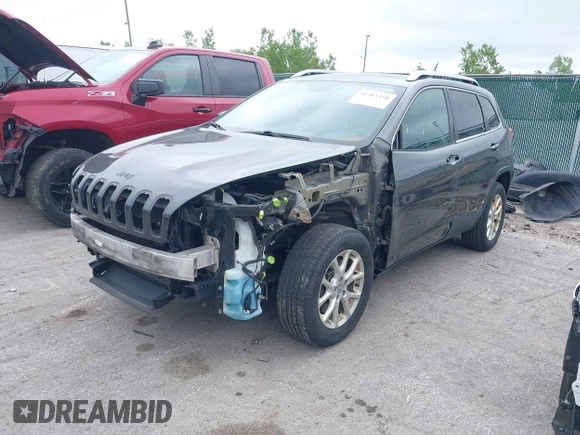 2015 Jeep Cherokee Latitude z VIN 1C4PJMCS1FW512422, wystawiony jako IAAI lot #42365358 z przebiegiem 139 521 mil mil oraz . Historia ofert i sprzedaży dostępna na DreamBid. Obrazek 18.