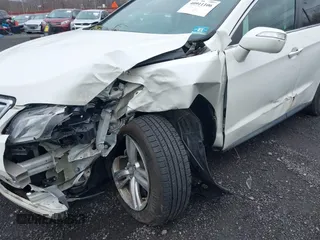 2014 Acura RDX Technology with VIN 5J8TB4H50EL003308, listed as a IAAI auction lot 40911106 with 79,178 mi miles and . Bid and sale history available at DreamBid. Image 6.