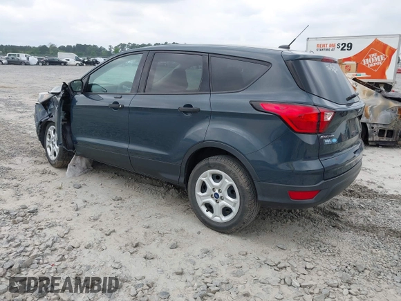 2019 Ford Escape S с VIN 1FMCU0F75KUB83831, выставлен на аукционе IAAI как лот 42048617 с пробегом 164 927 миль миль и . История ставок и продаж доступна на DreamBid. Изображение 3.
