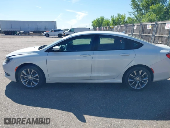 2015 Chrysler 200 S with VIN 1C3CCCBB4FN558485, listed as a IAAI auction lot 42637603 with Not provided miles and . Bid and sale history available at DreamBid. Image 14.
