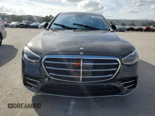 2024 Mercedes-Benz S 580e with VIN W1K6G6KB9RA287889, listed as a Copart auction lot 79701824 with 165 mi miles and Salvage Title. Bid and sale history available at DreamBid. Image 5.