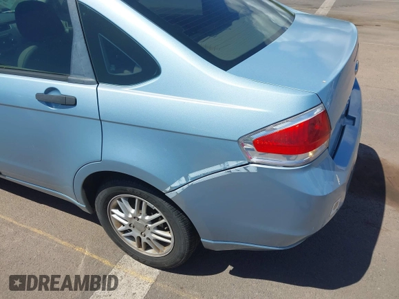2008 Ford Focus SE with VIN 1FAHP35N28W224406, listed as a IAAI auction lot 41861020 with 127,025 mi miles. Bid and sale history available at carsss.com. Image 6.