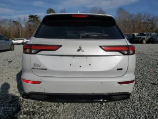 2023 Mitsubishi Outlander SEL with VIN JA4J3VA87PZ015317, listed as a Copart auction lot 83313744 with 44,240 mi miles and Salvage Title. Bid and sale history available at carsss.com. Image 6.