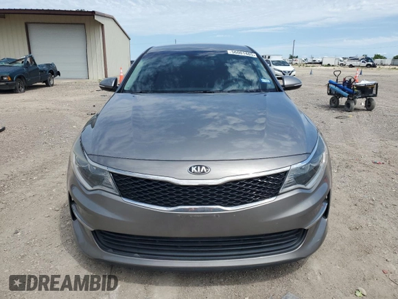 2016 Kia Optima LX z VIN 5XXGT4L39GG097307, wystawiony jako Copart lot #56001485 z przebiegiem 132 244 mil mil oraz Czysty tytuł • Clean title. Historia ofert i sprzedaży dostępna na DreamBid. Obrazek 5.