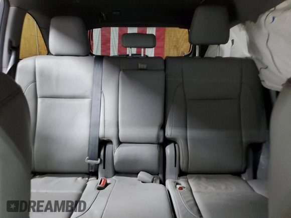 2018 Toyota Highlander SE with VIN 5TDJZRFHXJS846274, listed as a Copart auction lot 58130425 with 123,439 mi miles and Clean title. Bid and sale history available at DreamBid. Image 10.
