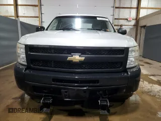 2011 Chevrolet Silverado 1500 Work Truck with VIN 1GCRKPEA9BZ407860, listed as a Copart auction lot 72122534 with 180,306 mi miles and Clean Title. Bid and sale history available at DreamBid. Image 5.