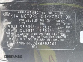 2011 Kia Sedona EX with VIN KNDMH4C76B6398261, listed as a IAAI auction lot 41894696 with 180,297 mi miles. Bid and sale history available at carsss.com. Image 9.