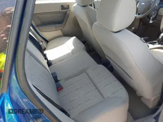 2011 Ford Focus SE with VIN 1FAHP3FN5BW133281, listed as a IAAI auction lot 42134041 with 191,006 mi miles and . Bid and sale history available at DreamBid. Image 8.