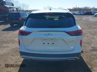 2020 Infiniti QX50 Luxe z VIN 3PCAJ5M33LF105608, wystawiony jako IAAI lot #41999630 z przebiegiem 44 245 mil mil oraz . Historia ofert i sprzedaży dostępna na DreamBid. Obrazek 16.
