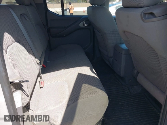 2007 Nissan Frontier SE with VIN 1N6AD09W27C460136, listed as a IAAI auction lot 41929072 with 178,421 mi miles. Bid and sale history available at carsss.com. Image 8.