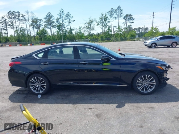2015 Hyundai Genesis 3.8L with VIN KMHGN4JE5FU063075, listed as a IAAI auction lot 42043518 with 135,079 mi miles. Bid and sale history available at carsss.com. Image 13.