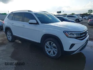 2021 Volkswagen Atlas SEL with VIN 1V2BR2CAXMC522670, listed as a IAAI auction lot 42110724 with 58,802 mi miles and . Bid and sale history available at DreamBid. Image 1.