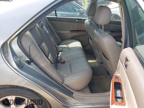 2005 Toyota Camry LE with VIN 4T1BF30K75U618325, listed as a IAAI auction lot 42152020 with 245,183 mi miles and . Bid and sale history available at DreamBid. Image 8.
