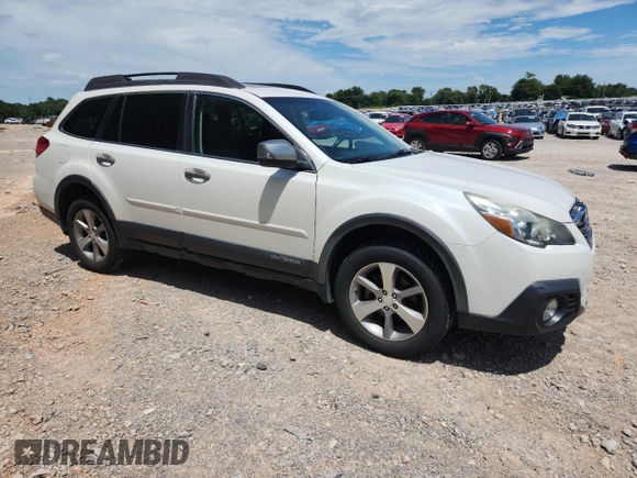 2014 Subaru Outback Limited z VIN 4S4BRCPC6E3320067, wystawiony jako Copart lot #62862245 z przebiegiem 151 065 mil mil oraz Szkoda całkowita • Salvage title. Historia ofert i sprzedaży dostępna na DreamBid. Obrazek 4.