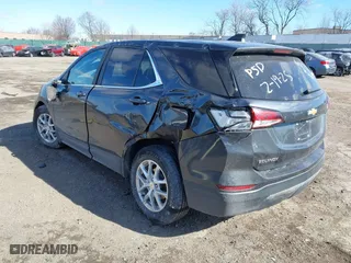 2022 Chevrolet Equinox LT with VIN 2GNAXUEV5N6140000, listed as a IAAI auction lot 41629013 with 57,626 mi miles. Bid and sale history available at carsss.com. Image 3.