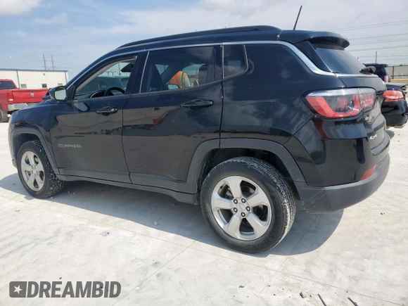 2018 Jeep Compass Latitude with VIN 3C4NJDBB1JT261988, listed as a Copart auction lot 60912235 with 67,929 mi miles and Salvage title. Bid and sale history available at DreamBid. Image 2.