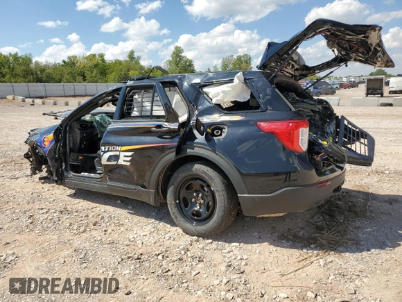 2021 Ford Police Interceptor Utility z VIN 1FM5K8AB5MGB53724, wystawiony jako Copart lot #71199844 z przebiegiem Nie podano mil oraz Szkoda całkowita • Salvage title. Historia ofert i sprzedaży dostępna na DreamBid. Obrazek 2.