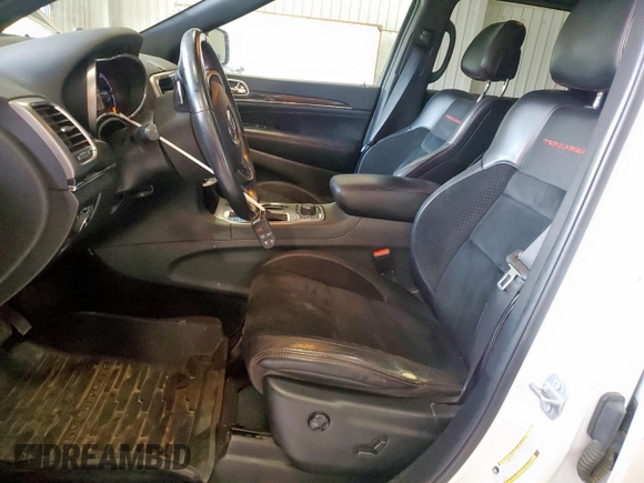 2018 Jeep Grand Cherokee Trailhawk with VIN 1C4RJFLG7JC393897, listed as a Copart auction lot 61683145 with 234,453 mi miles and Clean title. Bid and sale history available at DreamBid. Image 7.