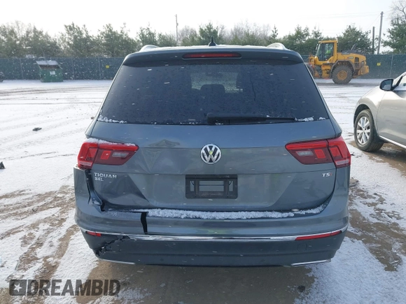 2018 Volkswagen Tiguan SEL Premium with VIN 3VV5B7AX9JM103745, listed as a IAAI auction lot 40993940 with 67,398 mi miles and . Bid and sale history available at DreamBid. Image 16.