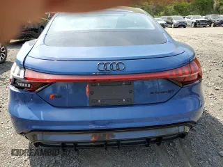 2023 Audi RS e-tron GT z VIN WAUBHBFW7P7903740, wystawiony jako Copart lot #55556935 z przebiegiem 8358 mil mil oraz Szkody całkowita. Historia ofert i sprzedaży dostępna na DreamBid. Obrazek 6.