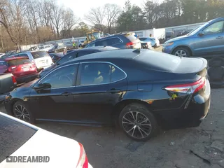 2020 Toyota Camry SE with VIN 4T1G11AK4LU913113, listed as a IAAI auction lot 41501268 with 120,000 mi miles. Bid and sale history available at carsss.com. Image 14.