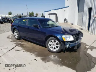 2005 Dodge Magnum z VIN 2D4FV48T15H571133, wystawiony jako Copart lot #70081914 z przebiegiem 176 046 mil mil oraz Szkoda całkowita • Salvage title. Historia ofert i sprzedaży dostępna na DreamBid. Obrazek 4.