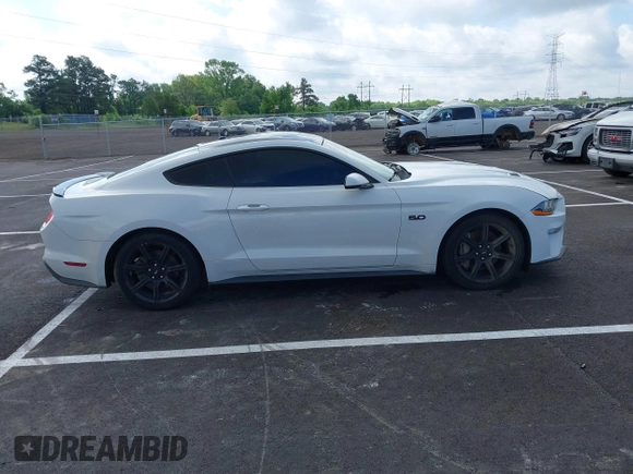 2019 Ford Mustang GT z VIN 1FA6P8CF6K5173649, wystawiony jako IAAI lot #42172829 z przebiegiem 85 346 mil mil oraz . Historia ofert i sprzedaży dostępna na DreamBid. Obrazek 13.