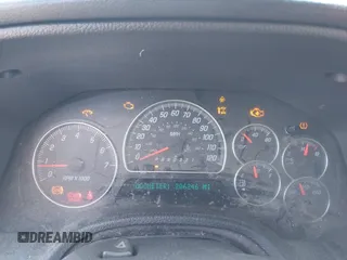2007 GMC Envoy Denali z VIN 1GKET63M872108643, wystawiony jako IAAI lot #41942644 z przebiegiem 206 246 mil mil oraz . Historia ofert i sprzedaży dostępna na DreamBid. Obrazek 7.