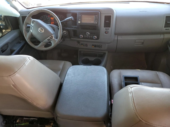 2017 Nissan NV Passenger SL with VIN 5BZAF0AA5HN852370, listed as a Copart auction lot 78544714 with 71,215 mi miles and Salvage Title. Bid and sale history available at carsss.com. Image 8.