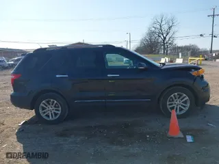 2014 Ford Explorer XLT with VIN 1FM5K7D90EGA20681, listed as a IAAI auction lot 41751453 with 193,709 mi miles. Bid and sale history available at carsss.com. Image 13.