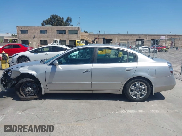 2006 Nissan Altima S with VIN 1N4AL11D56N405498, listed as a IAAI auction lot 42082567 with 228,463 mi miles and . Bid and sale history available at DreamBid. Image 14.