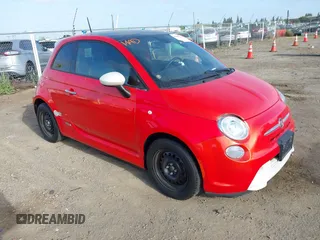 2014 FIAT 500e z VIN 3C3CFFGE3ET245079, wystawiony jako IAAI lot #42099527 z przebiegiem 47 088 mil mil oraz . Historia ofert i sprzedaży dostępna na DreamBid. Obrazek 1.
