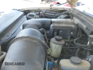 1999 Ford F-150 с VIN 1FTRX07W1XKB63882, выставлен на аукционе IAAI как лот 42830926 с пробегом Не указан миль и . История ставок и продаж доступна на DreamBid. Изображение 19.