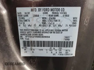 2008 Ford Super Duty F-250 SRW XL with VIN 1FTSX21R98EB09004, listed as a Copart auction lot 85562854 with 136,527 mi miles and Clean Title. Bid and sale history available at carsss.com. Image 12.