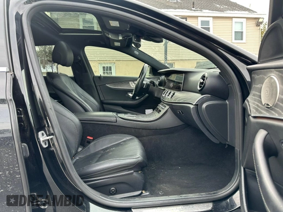 2021 Mercedes-Benz E-Class E 350 with VIN W1KZF8EB2MA948727, listed as a Copart auction lot 44001685 with 86,358 mi miles and Clean Title. Bid and sale history available at carsss.com. Image 5.