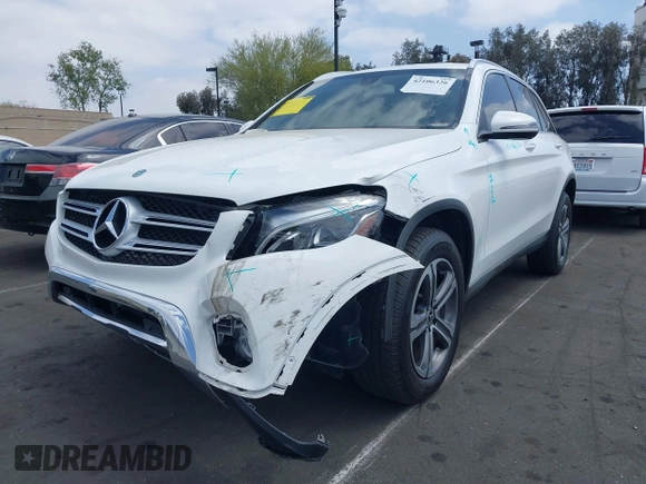 2019 Mercedes-Benz GLC 300 with VIN WDC0G4JB0KF670869, listed as a IAAI auction lot 42106326 with 51,047 mi miles and . Bid and sale history available at DreamBid. Image 6.