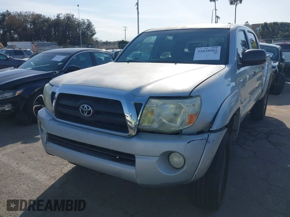 2008 Toyota Tacoma PreRunner with VIN 5TEJU62N38Z487744, listed as a IAAI auction lot 41828502 with 258,537 mi miles. Bid and sale history available at carsss.com. Image 12.