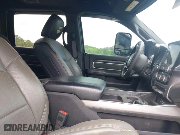 2019 Ram 2500 Big Horn with VIN 3C6UR5DL7KG531128, listed as a IAAI auction lot 42125430 with 159,088 mi miles and . Bid and sale history available at DreamBid. Image 5.