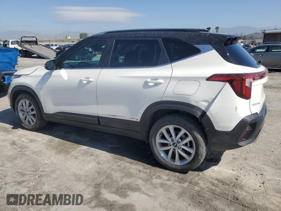 2024 Kia Seltos SX with VIN KNDETCA70R7600287, listed as a Copart auction lot 49093815 with 7,160 mi miles and Salvage title. Bid and sale history available at DreamBid. Image 2.