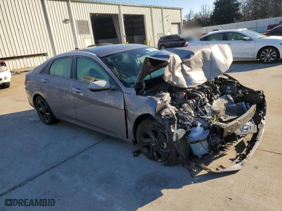 2021 Hyundai Elantra SEL with VIN KMHLM4AG4MU193302, listed as a Copart auction lot 41642405 with 30,793 mi miles and Salvage Title. Bid and sale history available at carsss.com. Image 4.